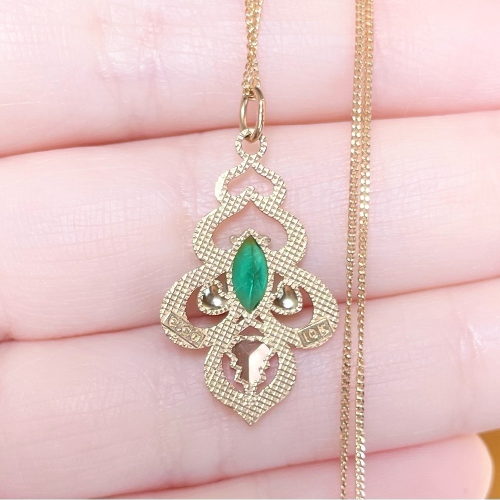 Vintage 10K black hills gold green Helenite marquis tricolor solid gold … - Picture 6 of 8